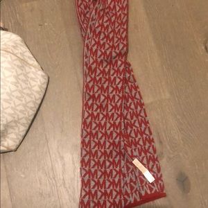 Michael Kors Scarf - Authentic